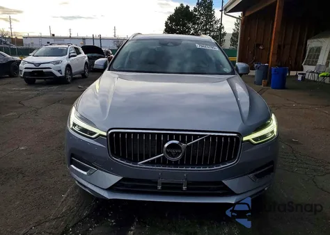 2018 Volvo Xc60 T6 Inscription z USA, uszkodzony, nr VIN YV4A22RL2J1035316